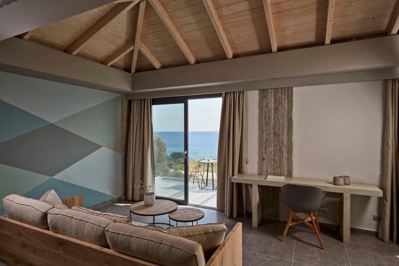 Villa Blue Sea Spathion Exterior photo