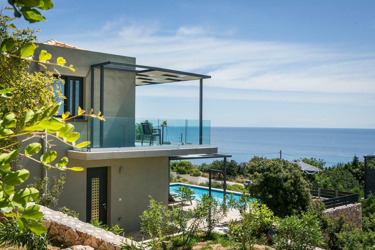 Villa Blue Sea Spathion Exterior photo