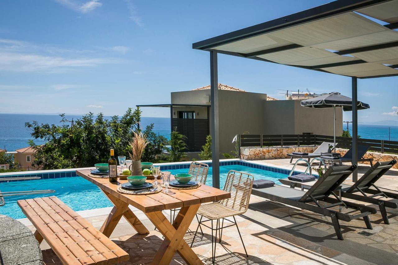 Villa Blue Sea Spathion Exterior photo