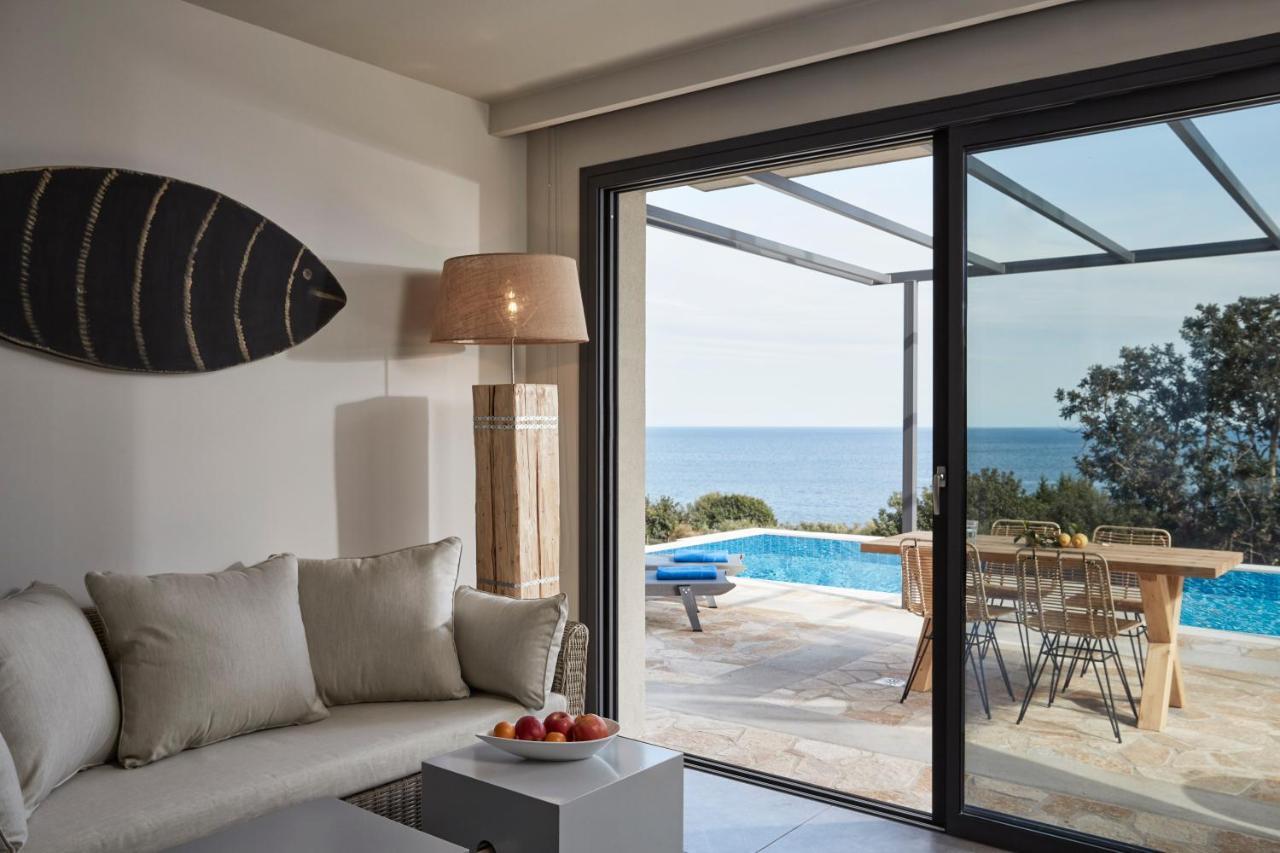 Villa Blue Sea Spathion Exterior photo